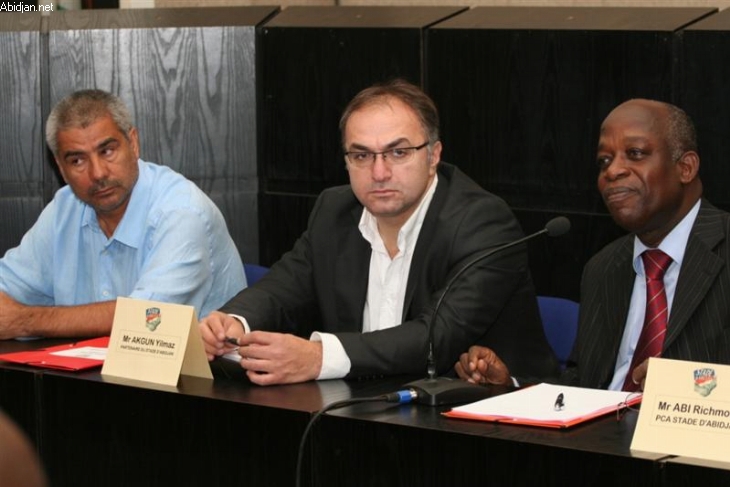 Football : Championnat national saison 2011/ Asec, Africa, Stella, Stade, Afad, - La ruée vers les entraîneurs blancs !